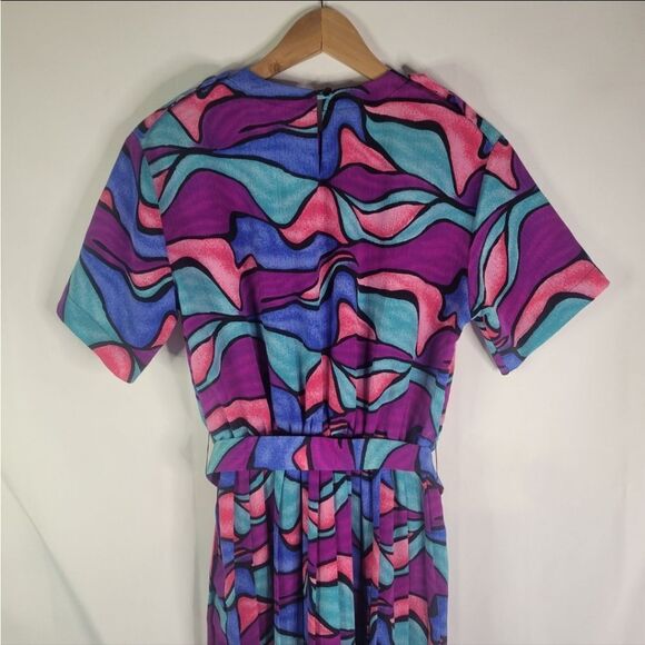 Vintage Cami Petites Multicolor Abstract Pattern Dress - Picture 7 of 16